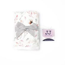 Load image into Gallery viewer, Silky Muslin Snap Bib + Washcloth Set _ Cotton Flower