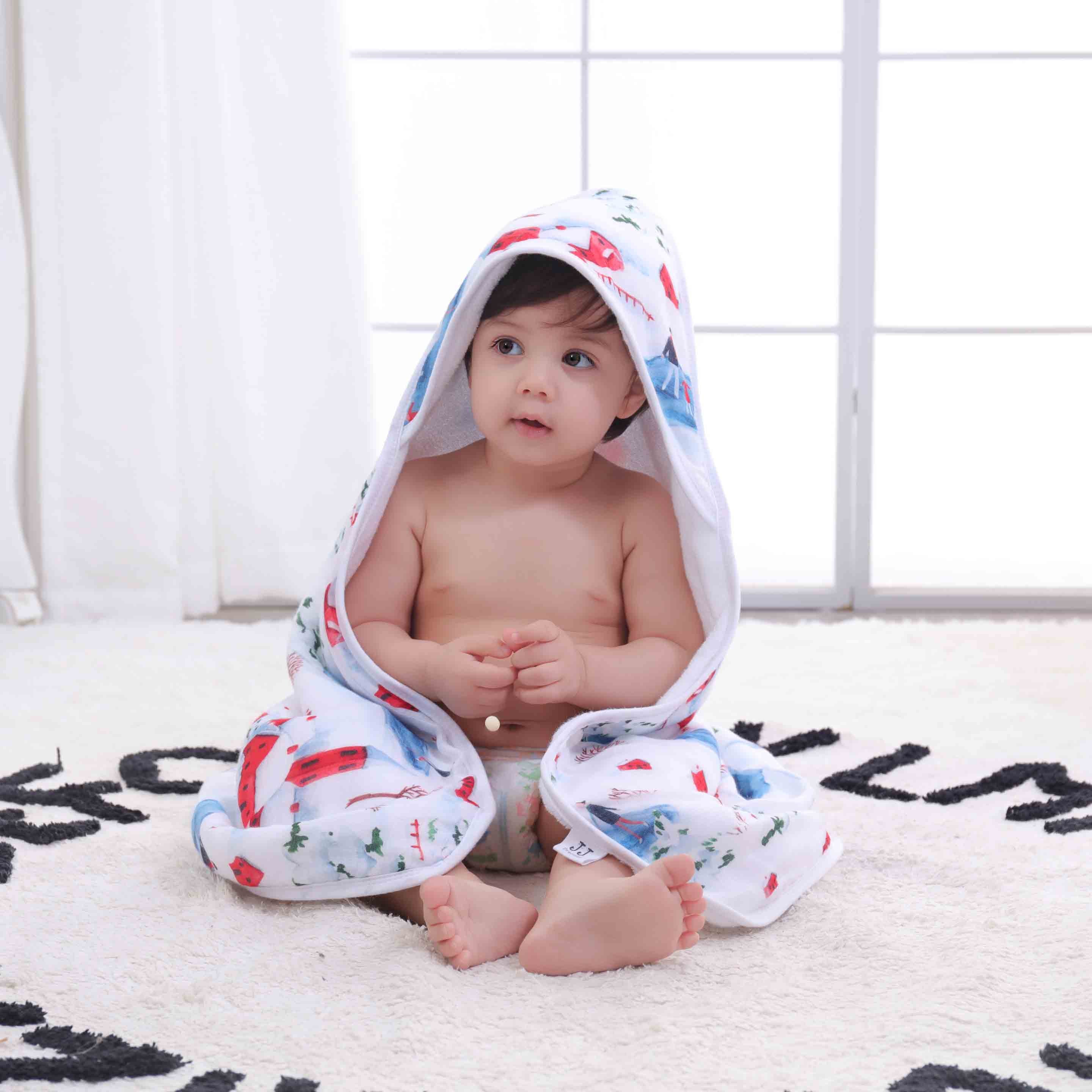 Silky Muslin Hooded Bath Towel Holiday Ski