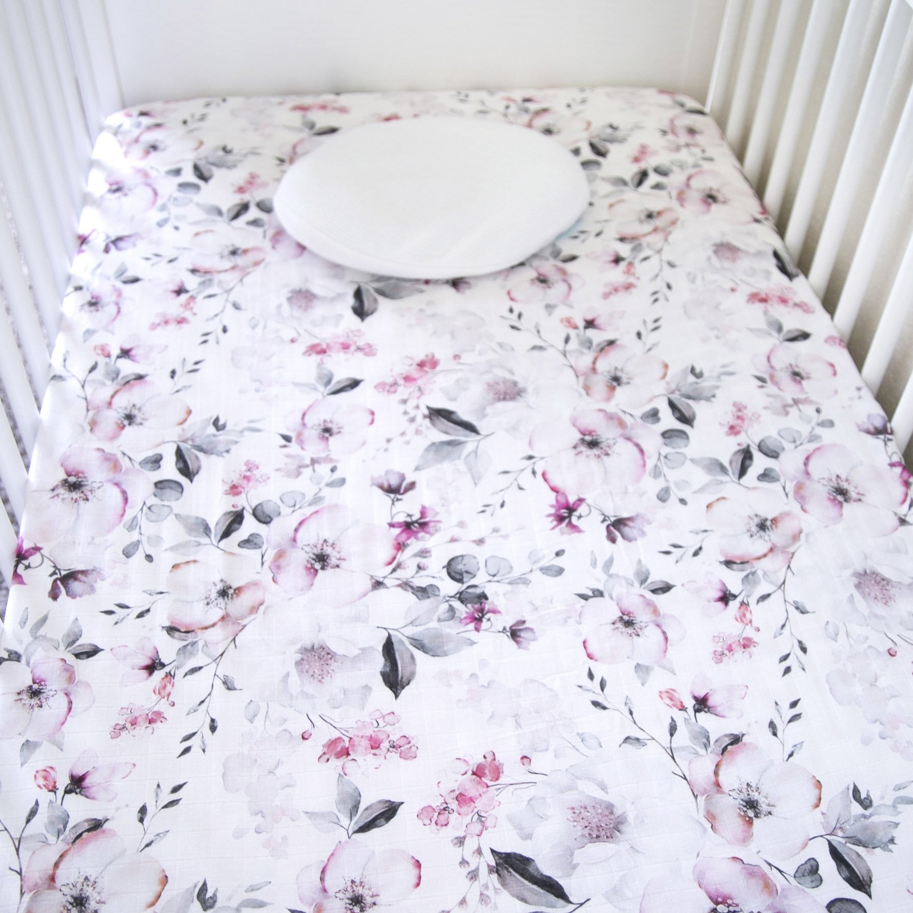 Silky Muslin Fitted Crib Sheet Blooming Flower